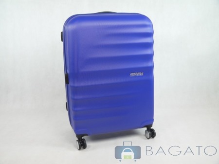walizka AT by SAMSONITE Wavebreaker średnia 4koła